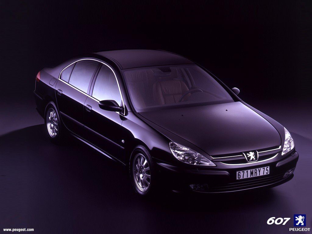 Peugeot 607 2000 002.jpg